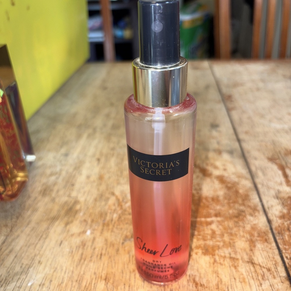 Victoria's Secret Sheer Love Dry Fragrance Oil 5 Ounce Spray Bottle